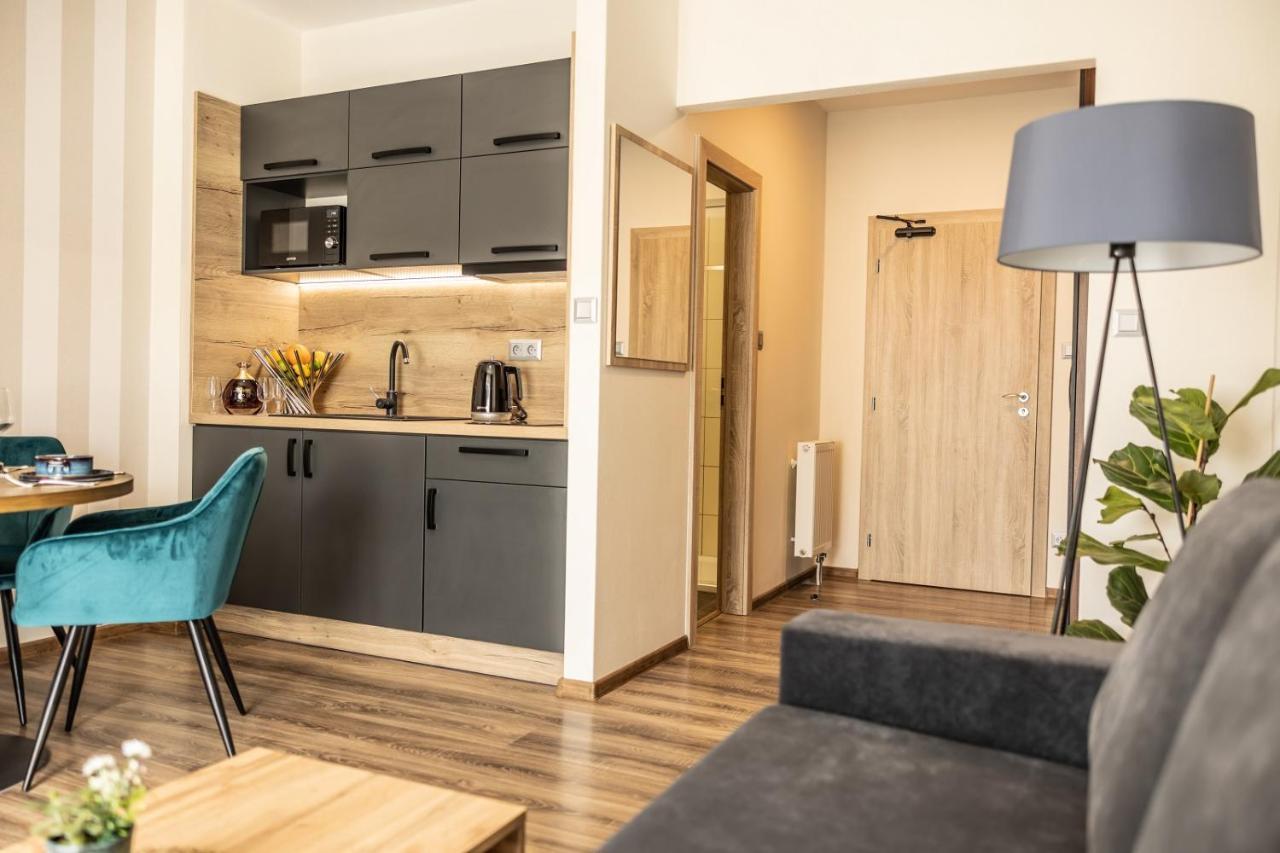 Hotel Demanova Apartments - Dependance Ліптовський Мікулаш Екстер'єр фото