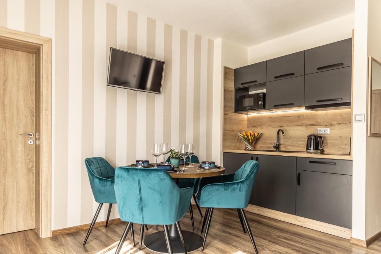 Hotel Demanova Apartments - Dependance Ліптовський Мікулаш Екстер'єр фото