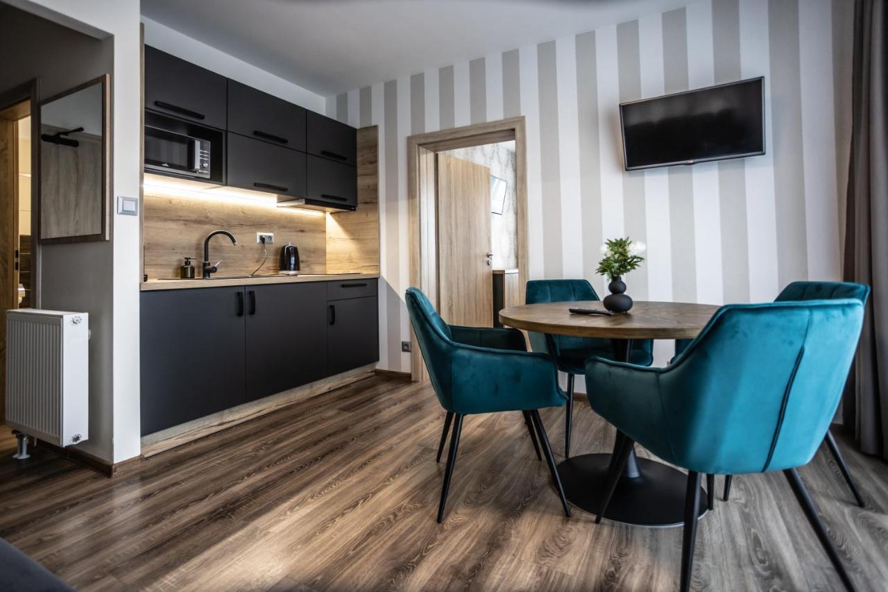 Hotel Demanova Apartments - Dependance Ліптовський Мікулаш Екстер'єр фото
