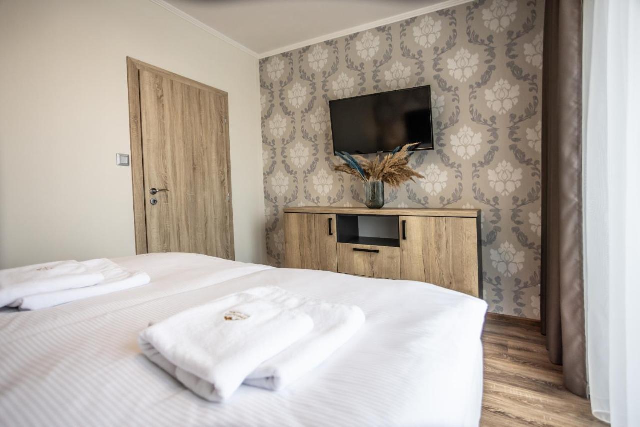 Hotel Demanova Apartments - Dependance Ліптовський Мікулаш Екстер'єр фото