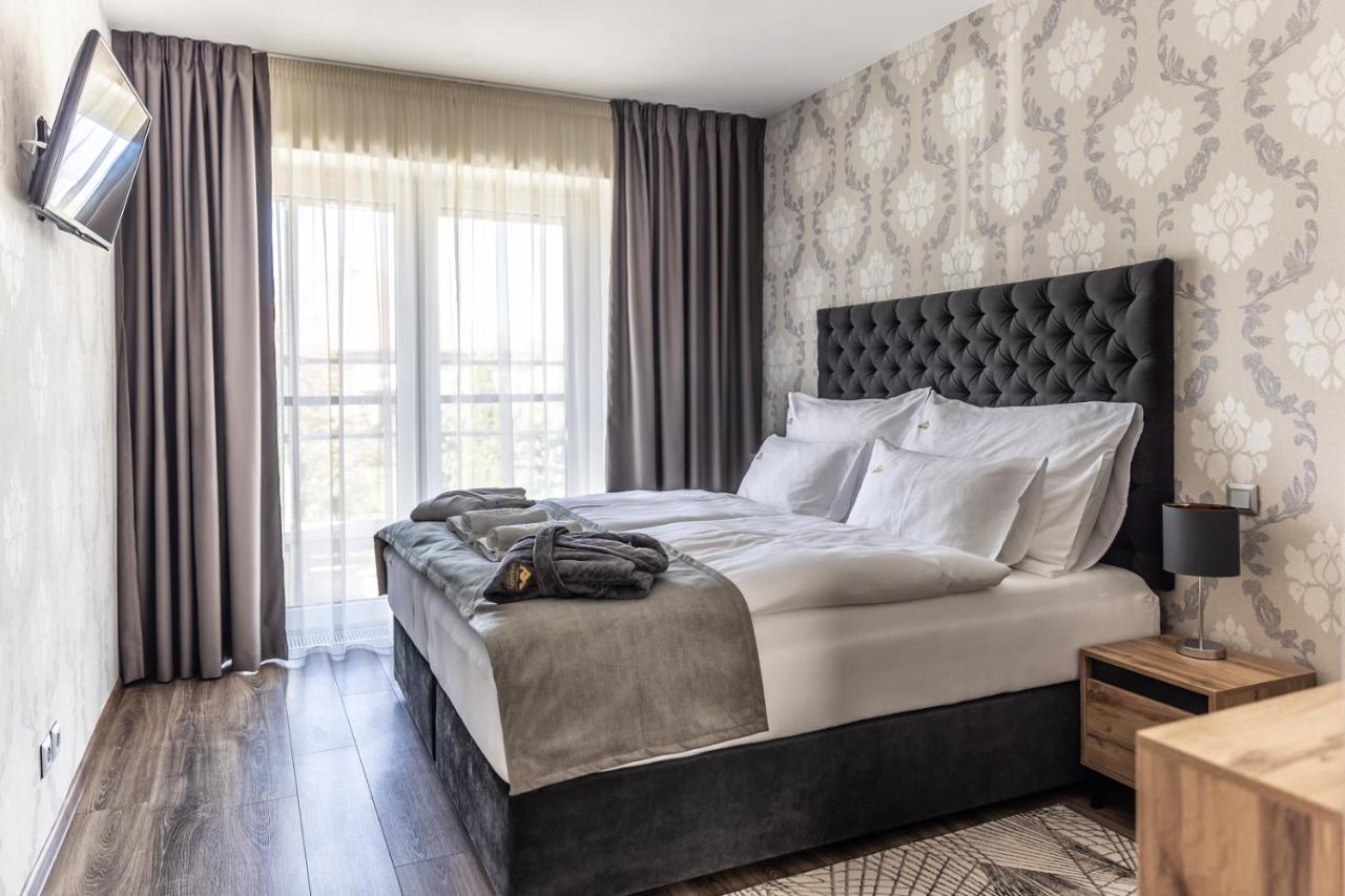 Hotel Demanova Apartments - Dependance Ліптовський Мікулаш Екстер'єр фото
