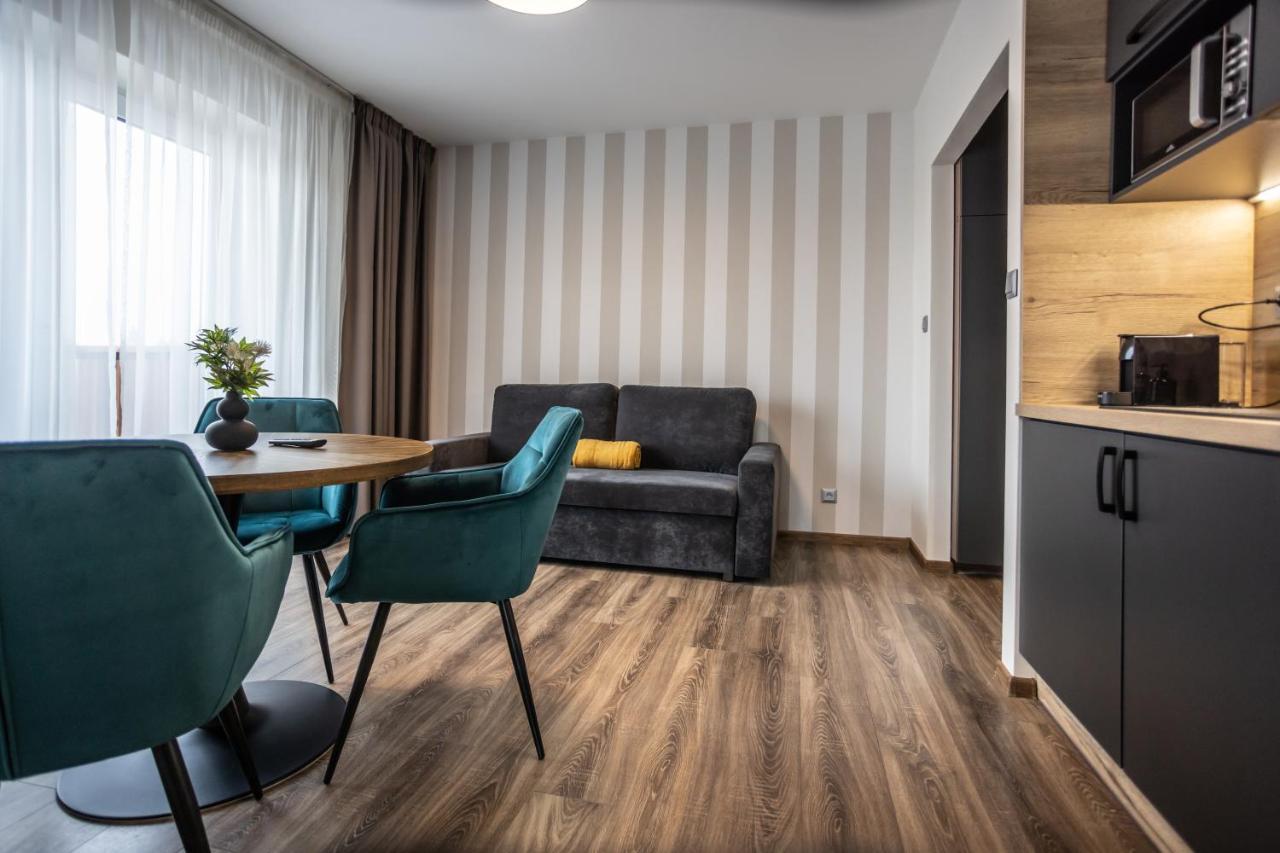 Hotel Demanova Apartments - Dependance Ліптовський Мікулаш Екстер'єр фото